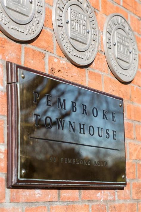 Pembroke Townhouse , Dublin | LateRooms.com