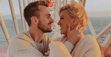 Nic Kerdiles Sends Savannah Chrisley Sign From Heaven: See Pic – Daily News