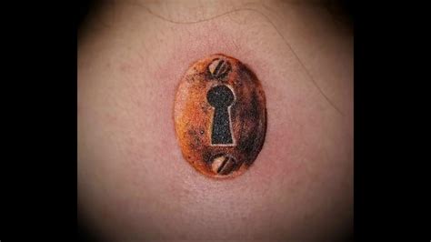 The keyhole tattoo meaning - photo examples of interesting tattoo designs for an article about ...