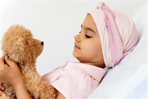 Blood Cancer in Kids: Signs, Symptoms And Risk Factors to Identify Leukemia in Children