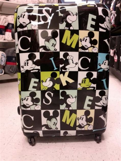 POLL: Which Suitcase Would You Choose?