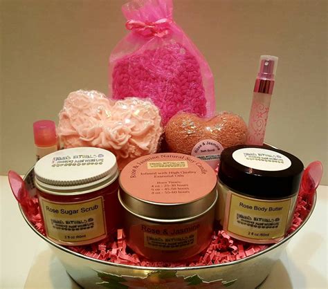 NanasNaturalsShop + Natural Aromatherapy Gift Basket