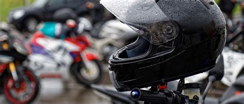 11 Motorcycle Safety Tips for Riders | ConsumerSafety.org