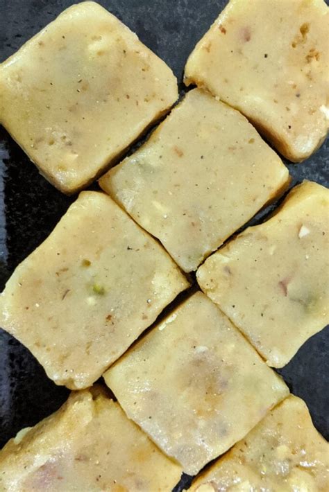 Khoya barfi recipe | Mawa barfi recipe | Homemade khoya barfi