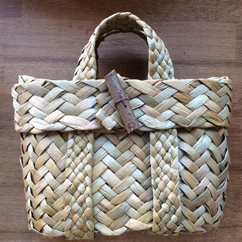 Learn Basket Making in 1 Day at | Flax weaving, Basket weaving, Diy bags patterns