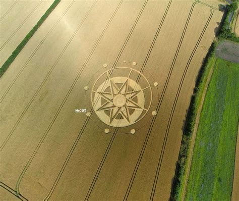 Crop Circle at Hoo Mill, nr Haselor, Warwickshire. Reported 19th July 2015 Crop Circles ...