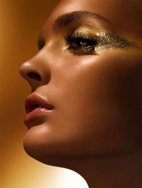 Golden glow makeup #gold #beauty...love the glow! | Goddess makeup, Editorial makeup, Fantasy makeup