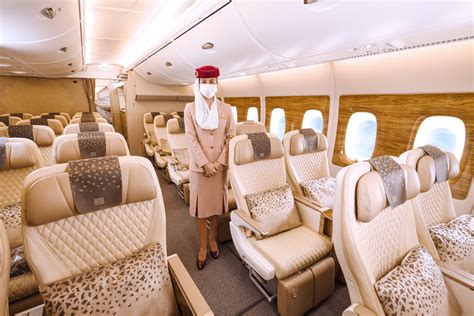 Emirates Business Class: A luxurious experience for business travelers ...