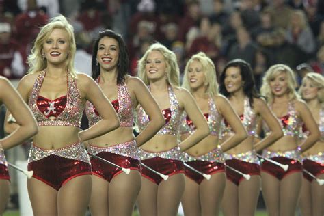 The Crimsonettes- Kyle Staggs Alabama Tide, Alabama Crimson Tide Football, College Cheerleading ...