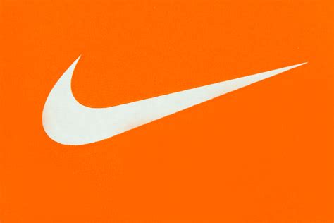 Anschein Wirtschaftlich Name who invented the nike swoosh logo canada ...