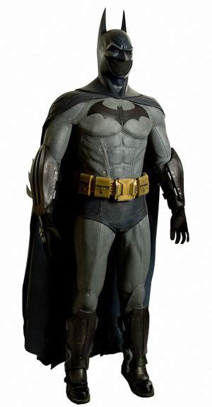 Amazing Real-Life Reproduction of Arkham City's Batsuit | Batman suit, Batman cosplay, Batman ...