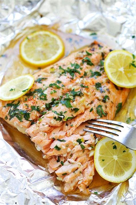 Garlic Lemon Butter Salmon - the easiest foil-wrapped salmon recipe ...