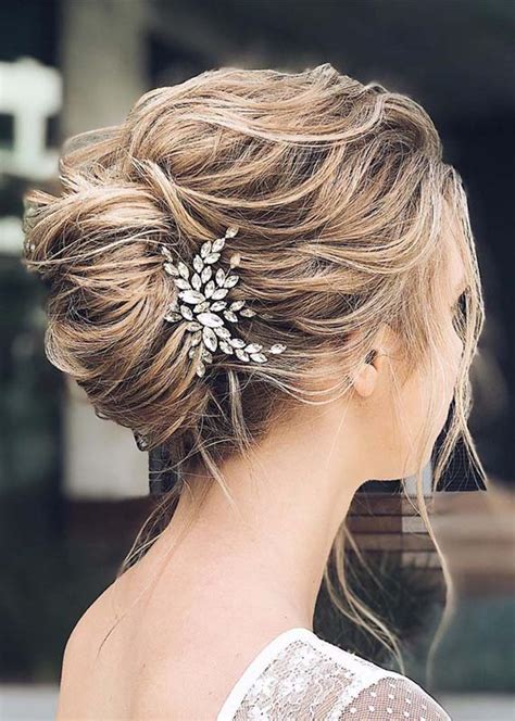 20 Easy and Perfect Updo Hairstyles for Weddings - Elegantweddinginvites.com Blog