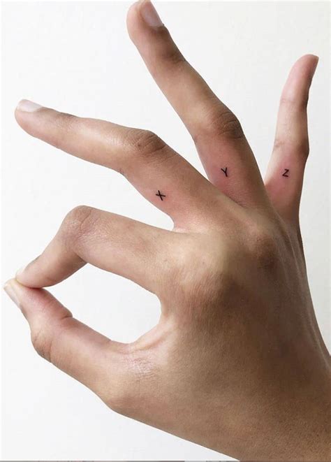 45 Meaningful Tiny Finger Tattoo Ideas Every Woman Eager To Paint ...