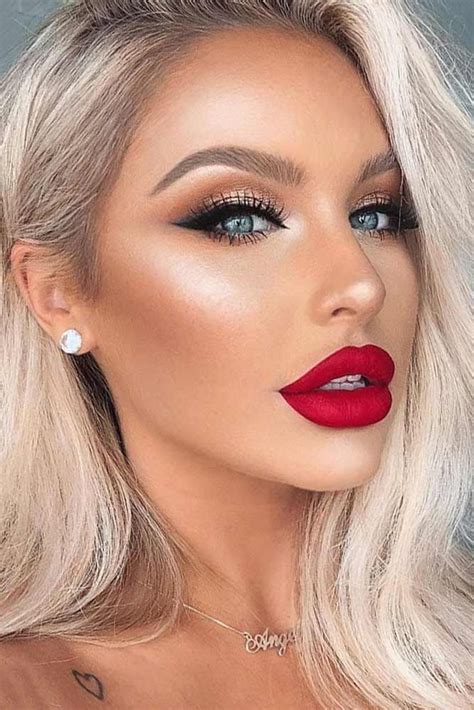 #makeup | Red lipstick makeup, Red lipstick looks, Red lips makeup look