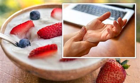 Arthritis: Four ‘potent’ anti-inflammatory breakfast options that may ...