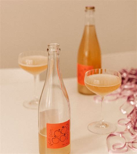 Cidre Pompom on Behance | Wine label design, Wine bottle design, Bottle design