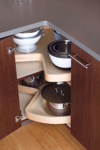 Corner Cabinets: The Jewel in Your Kitchen Storage Crown | Houzz NZ