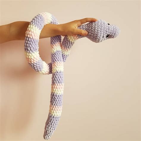 Amigurumi snake free pattern | Amiguroom Toys