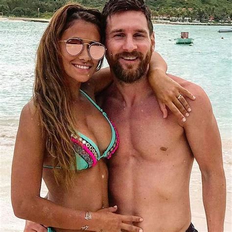 Antonella Roccuzzo Lionel Messi Wife - Antonella Roccuzzo: Five quick ...