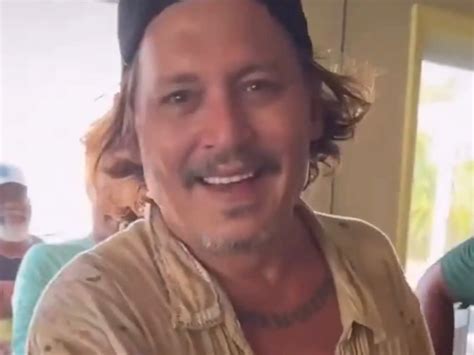 Johnny Depp shows off major dental transformation after shocking fans ...