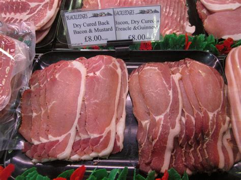 File:Sides of raw bacon, England.JPG - Wikimedia Commons
