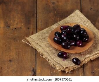 136 Jamblang Fruit Images, Stock Photos & Vectors | Shutterstock