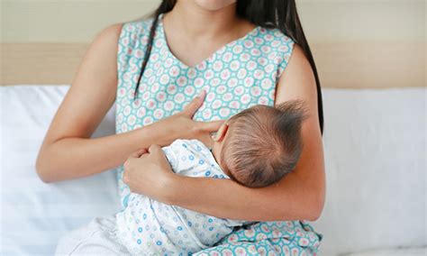 Breastfeeding: Benefits and Advice | Pampers UK