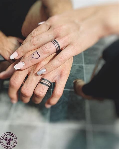 30+ Unisex Wedding Ring Tattoos for Couples - 100 Tattoos in 2023 | Finger tattoos for couples ...