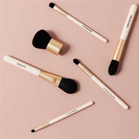 Ecooking Concealer Brush | Apply Make-up Evenly | Buy Now