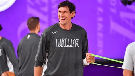 Block không cần nhảy, Boban Marjanovic tấu hài cùng Dwight Howard