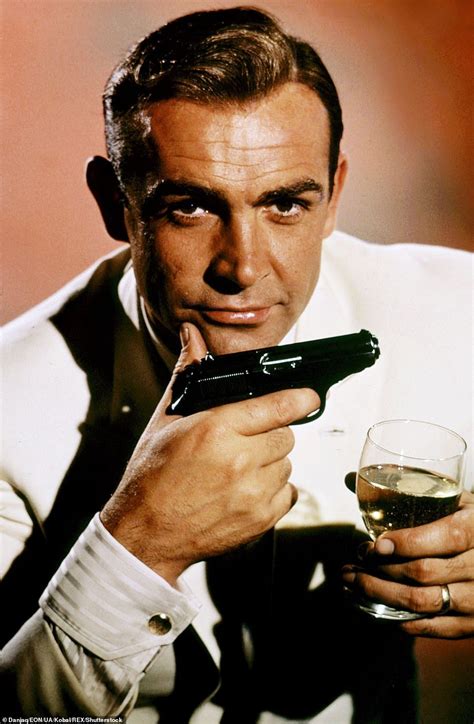 James bond actor sir sean connery dies aged 90 – Artofit