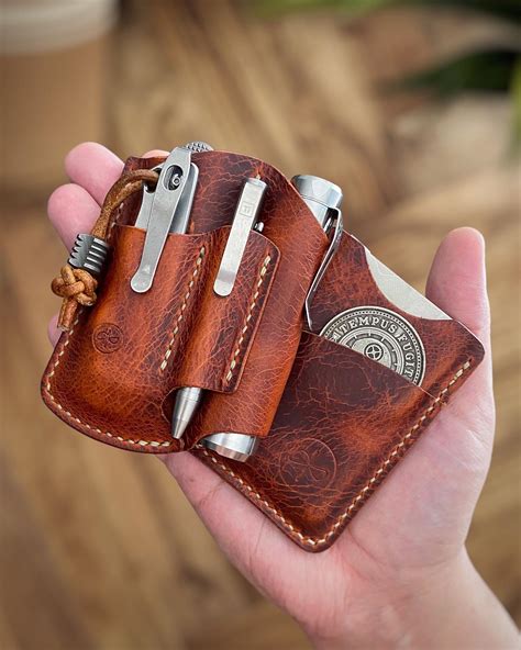 12 Best EDC Wallets For Every Day Carry in 2024 | FashionBeans