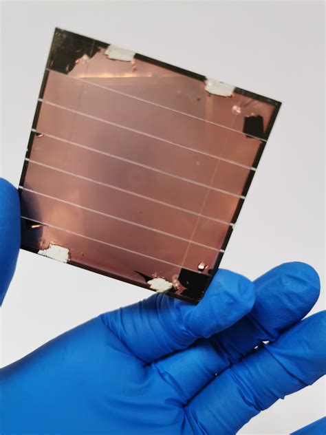 Perovskite Tandem Solar Cells