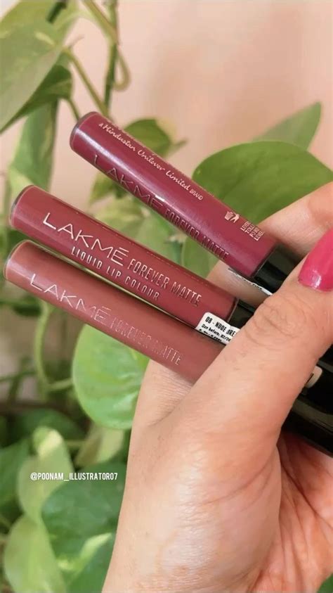 Lakme Forever Matte Liquid Lipstick 💄 [Video] | Lipstick kit, Matte ...