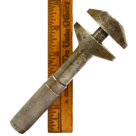 Vintage BICYCLE WRENCH Unusual 5" DOUBLE-SIDED JAWS Unmarked/Unknown M – Get A Grip & More