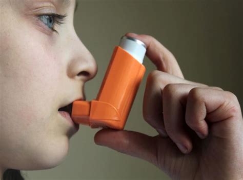 Increasing a child's use of inhaled steroids at the first signs of an asthma flare-up is ...