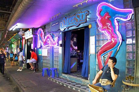 Patpong Nightlife in Bangkok - Explore the Epicenter of Thailand’s Go-Go Bar Culture