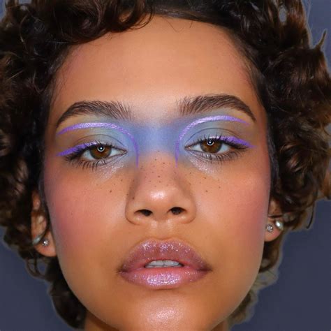 𝓬𝓱𝓵𝓸𝓮 𝓭𝓮𝓷𝔂𝓼𝓮 on Instagram: “I liked these up-close shots of my last look, and I don’t have ...