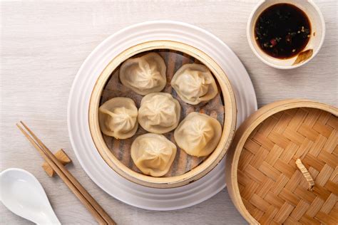 How to Eat Soup Dumplings the Right Way, According to Experts