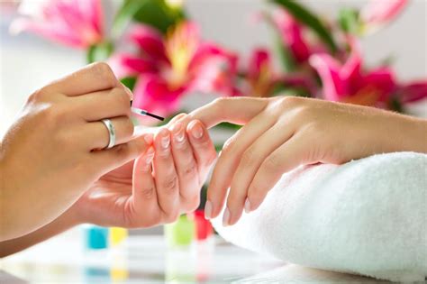 The Best Acrylic Nail Brands: Top Brands You Need to Know About - nailhow