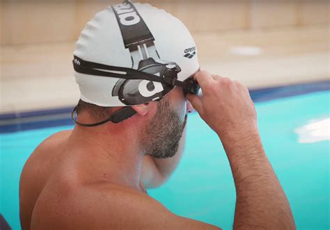 How Bone Conduction Headphones Help Swimmers?