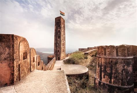 Premium Photo | Jaigarh fort in india