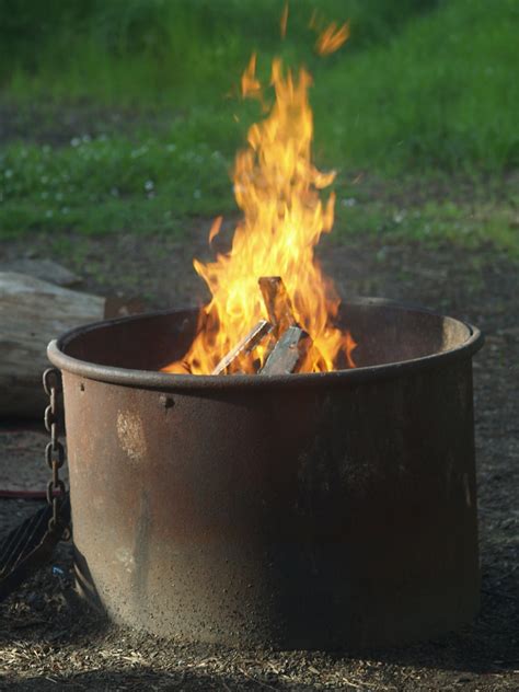 Fire Pit | Getting ready for dinner. | achesonblog | Flickr