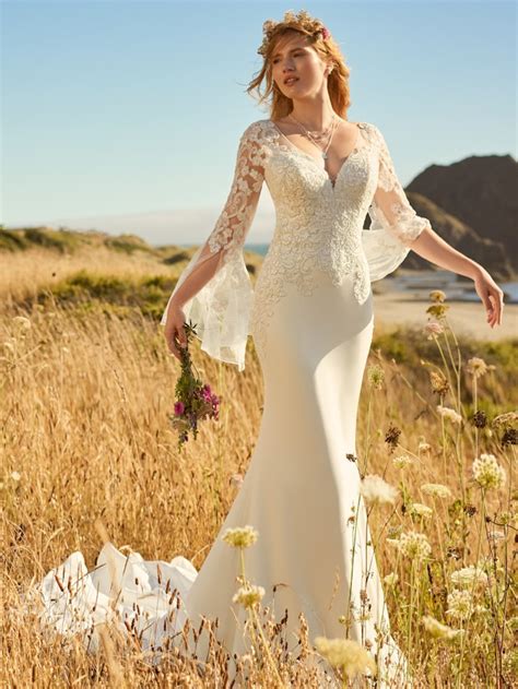 FLEUR LYNETTE - Lakeside Bridal