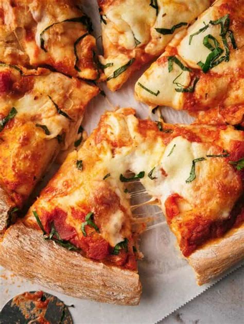 Best Ooni Pizza Dough Recipe: Easy Homemade Guide 2023