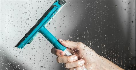 5 Best Shower Glass Cleaners UK (2022 Review) | Spruce Up!