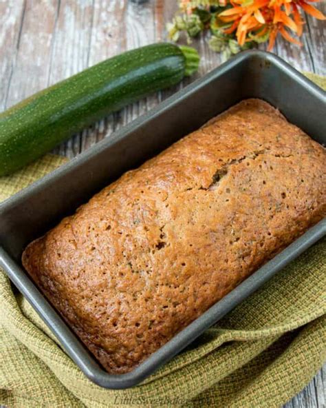 Best Easy Zucchini Bread Recipe - Homemade Delight 2023