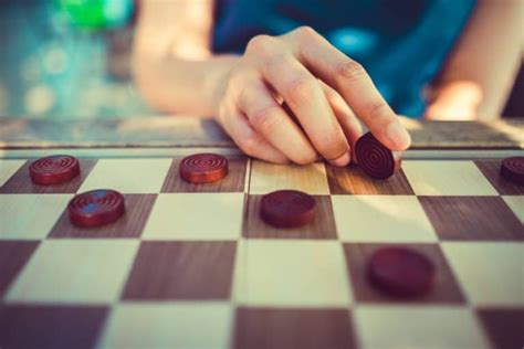 Checkers For Beginners: How To Play, Rules, Objective ... - Gamesver