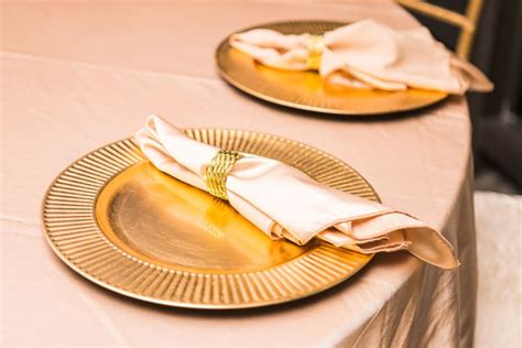 What is a charger plate? Uses, Materials, Etiquette, & More– CV Linens